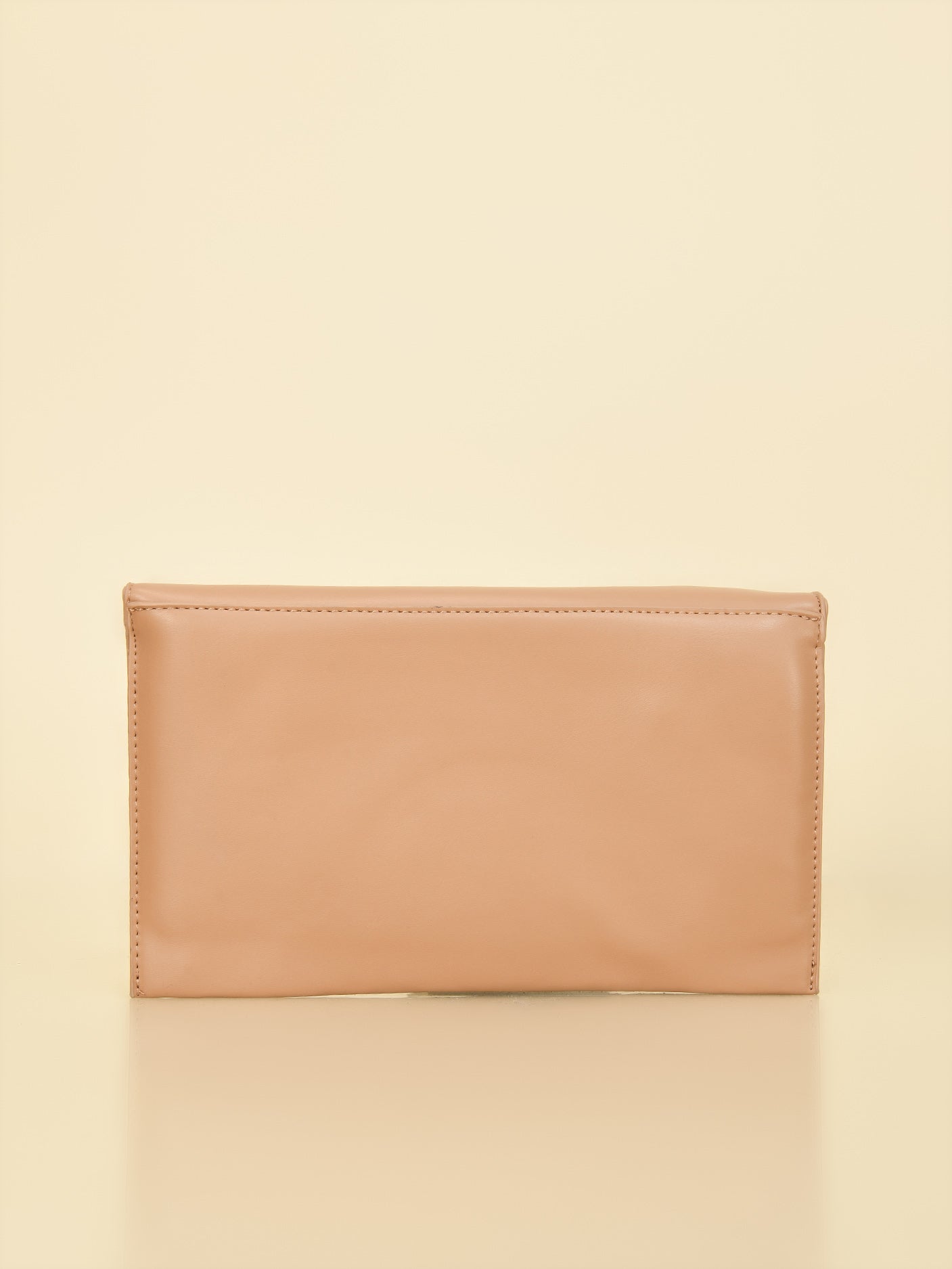 Limelight - Wooden Handle Clutch