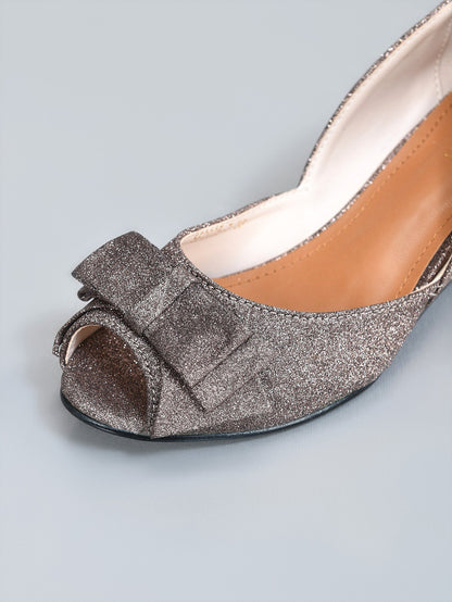 Limelight - Shimmery Bow Wedges - Bronze