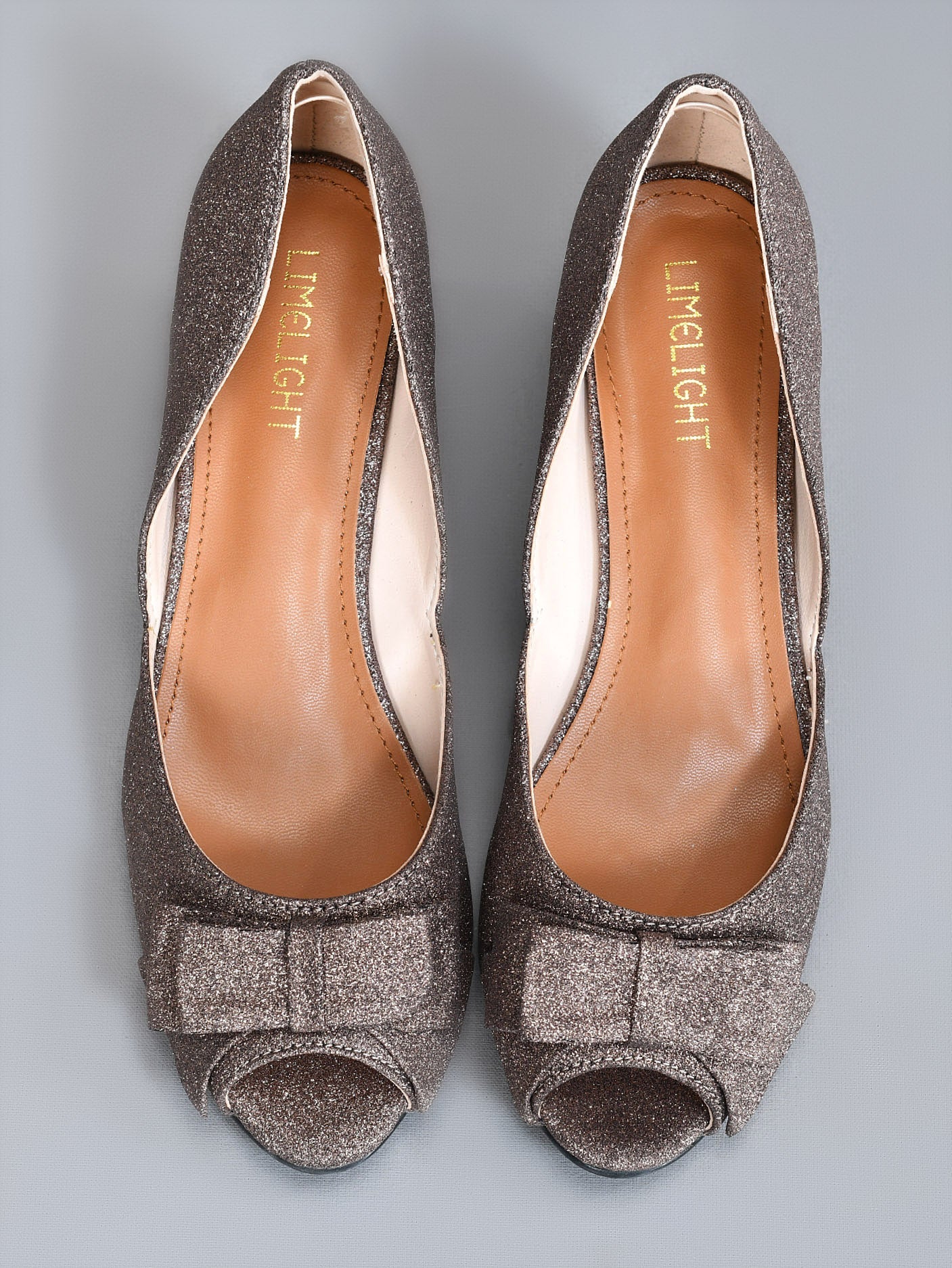 Limelight - Shimmery Bow Wedges - Bronze