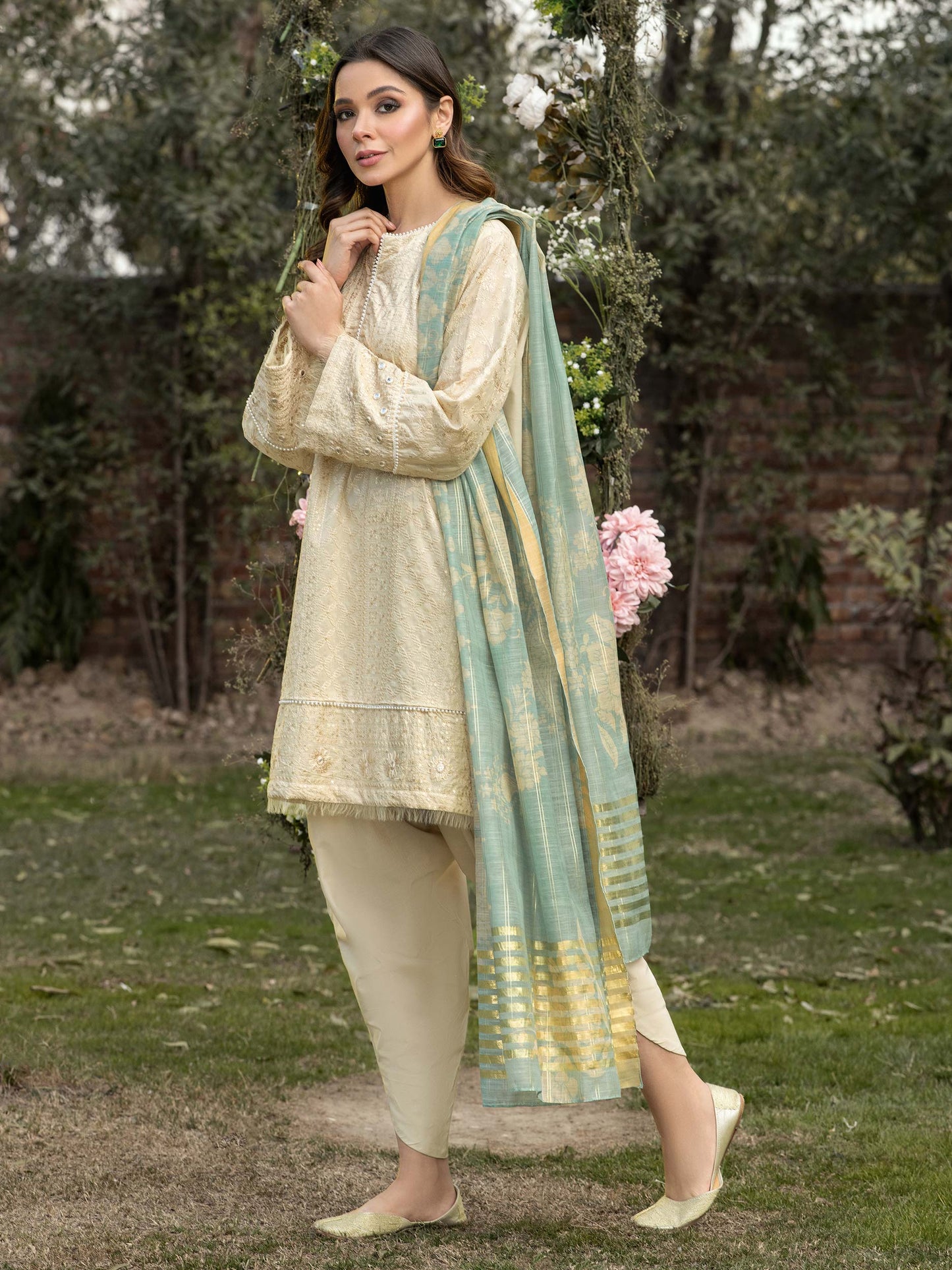 Limelight - 2 Piece Lawn Suit-Embroidered (Unstitched)