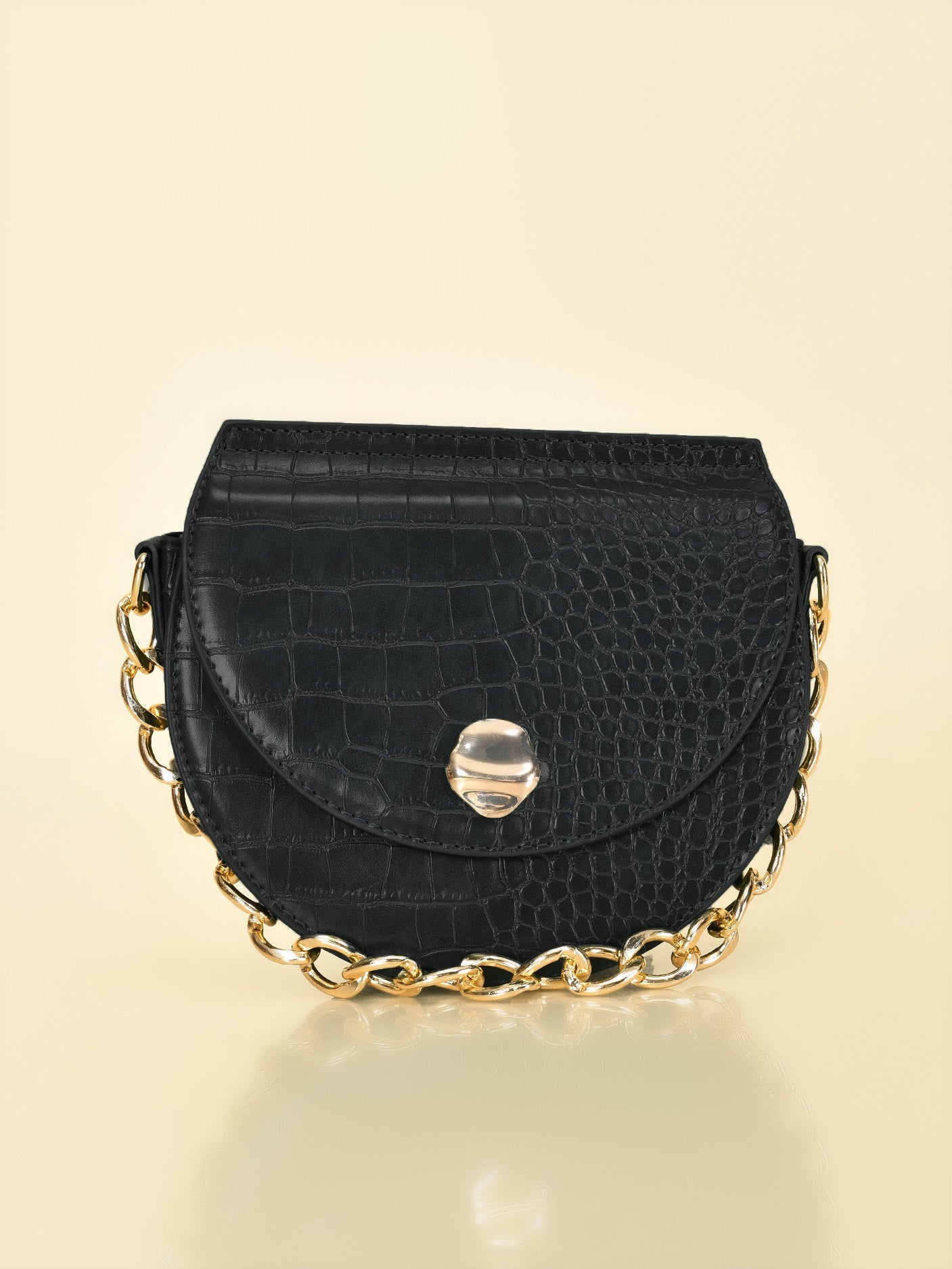 Limelight - Chunky Gold Chain Handbag