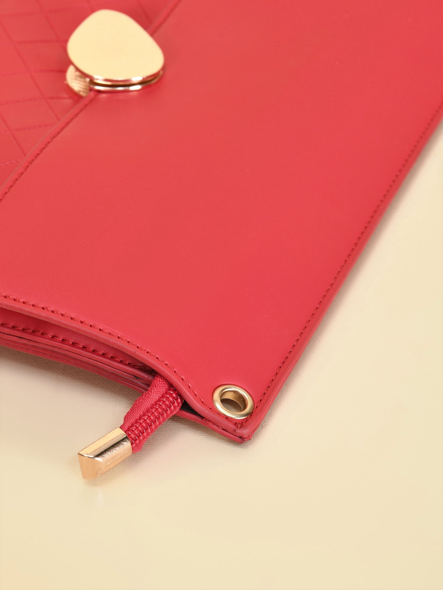 Limelight - Crisscross Clutch