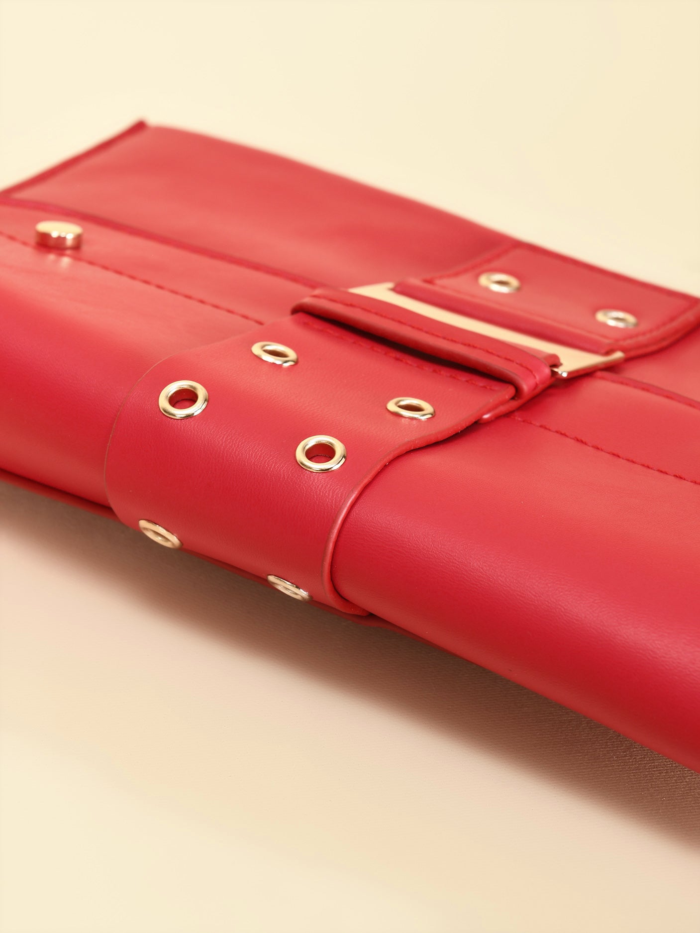 Limelight - Eyelet Detail Clutch