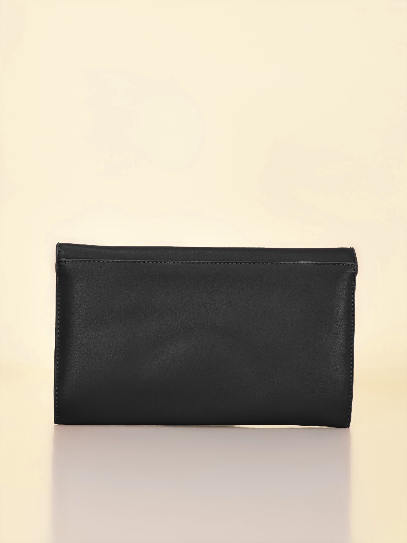 Limelight - Wooden Handle Clutch