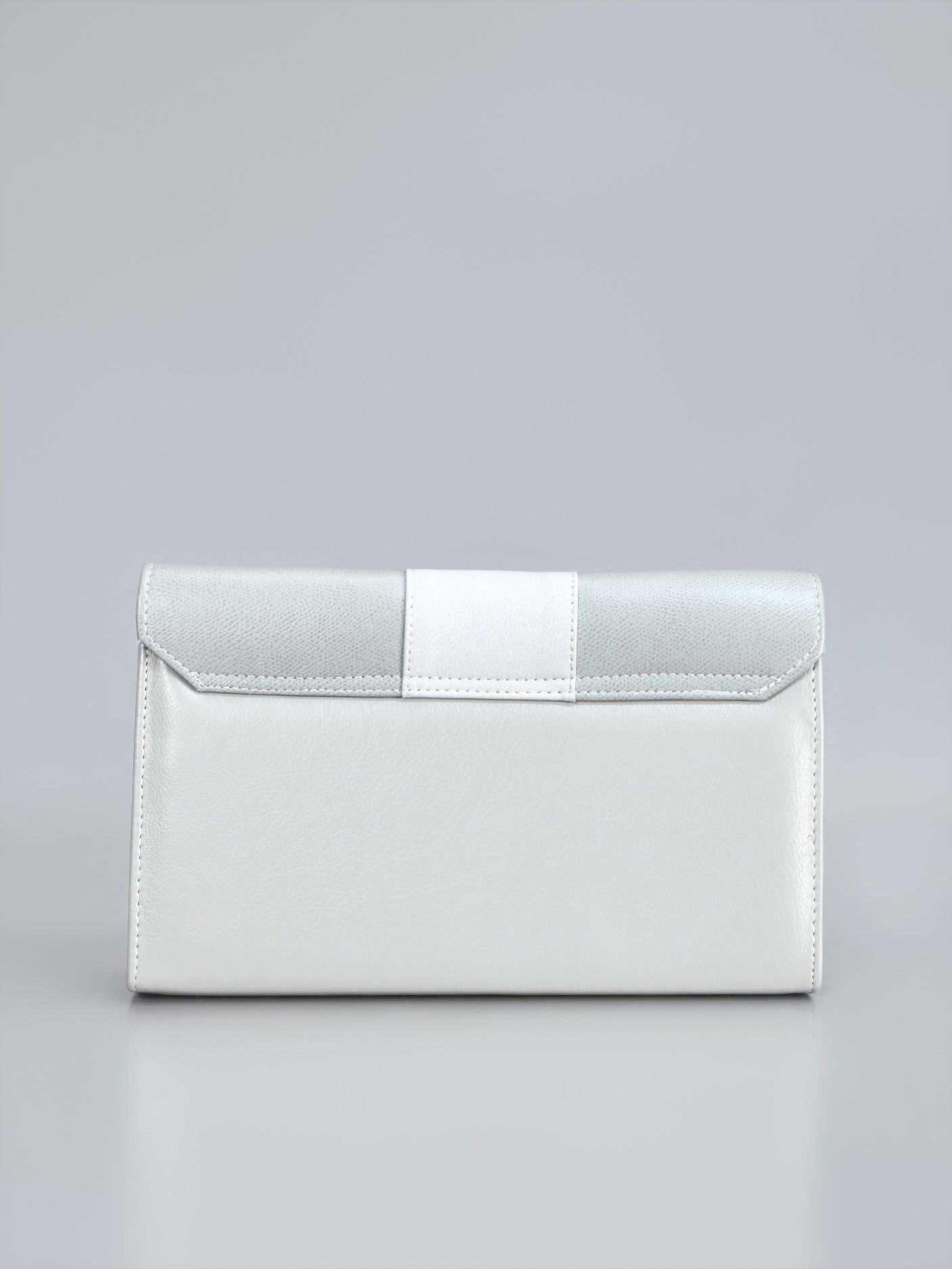 Limelight - Two Toned Clutch