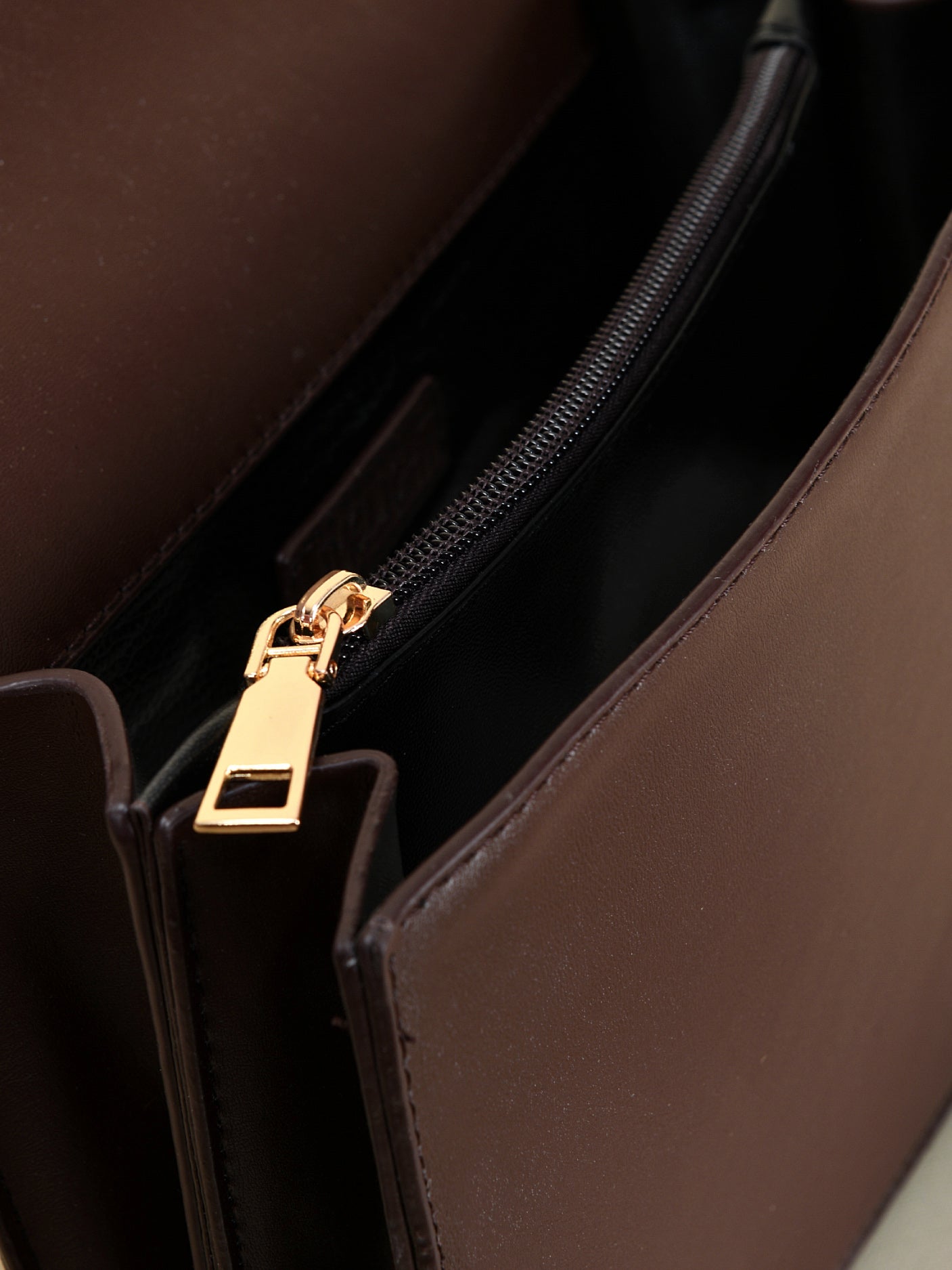 Limelight - Matte Handbag