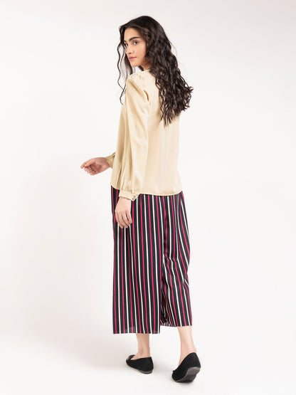 Limelight - Plain Pleated Top