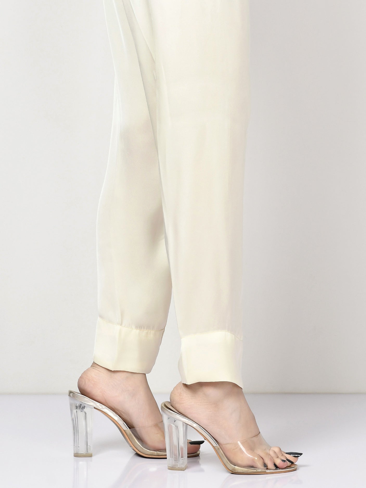 Limelight - Silk Straight Trouser - Off White