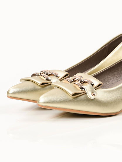 Limelight - Pointed Heels - Light Gold