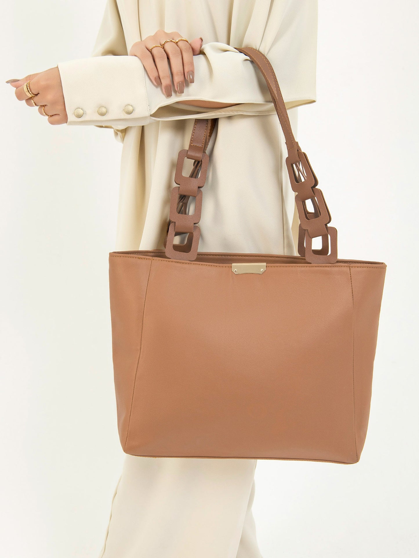 Chain Style Handle Tote Bag