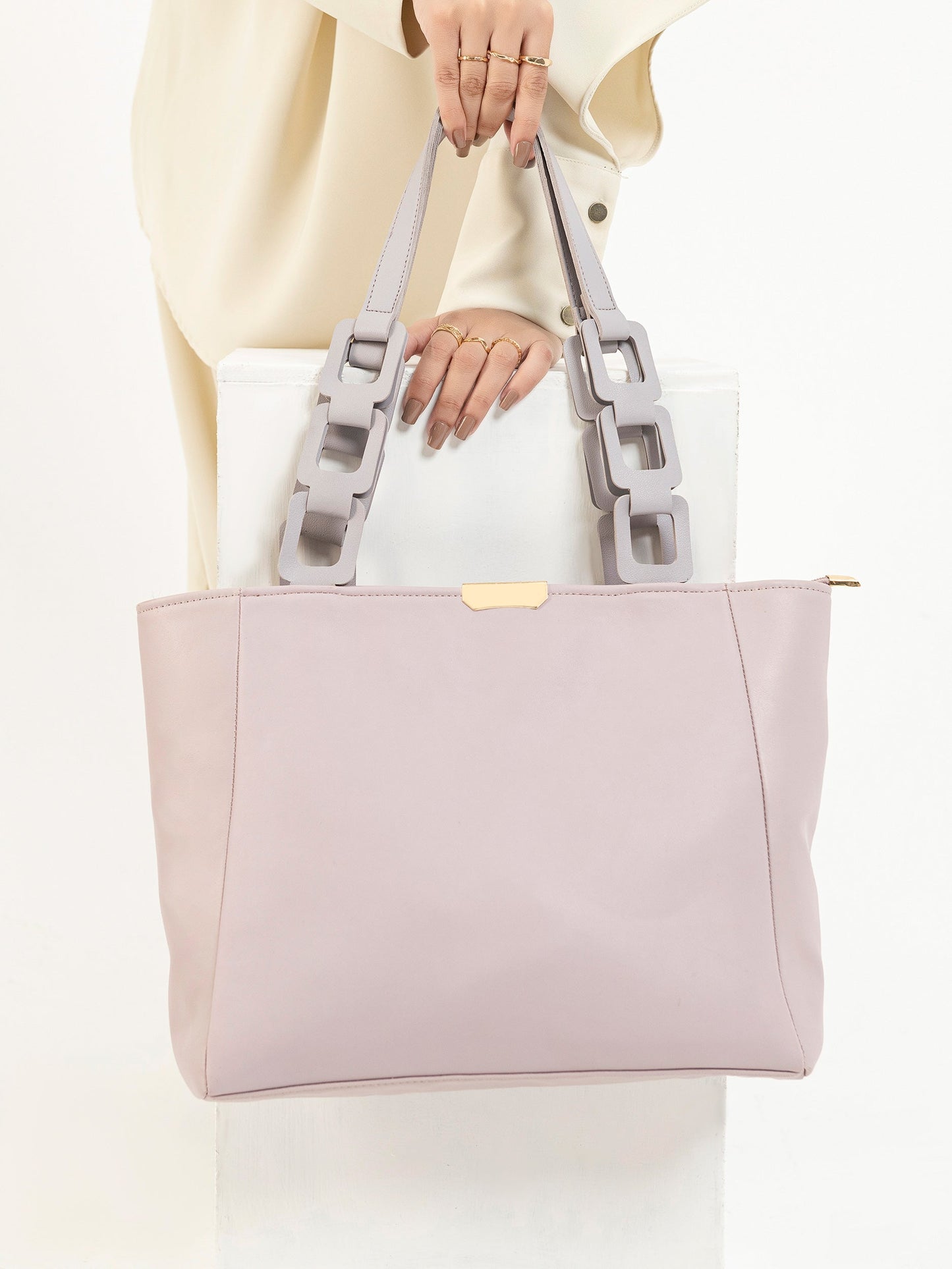 Chain Style Handle Tote Bag