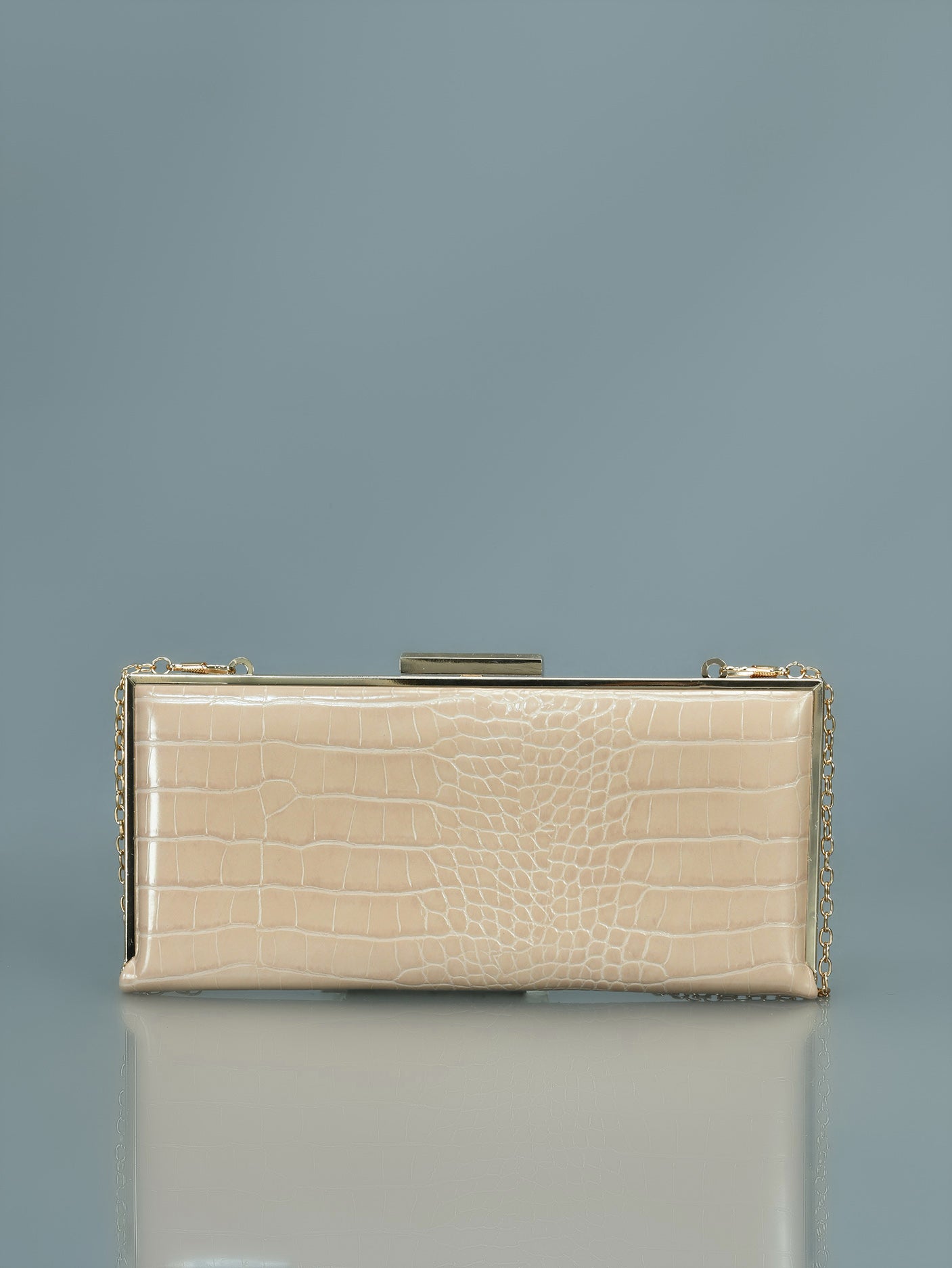 Limelight - Textured Slim Clutch