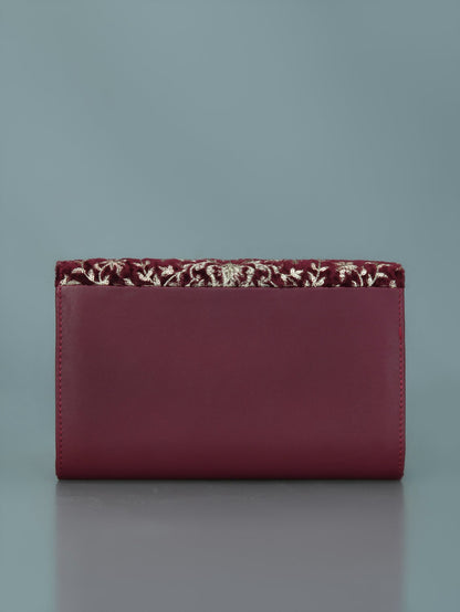 Limelight - Embroidered Velvet Clutch