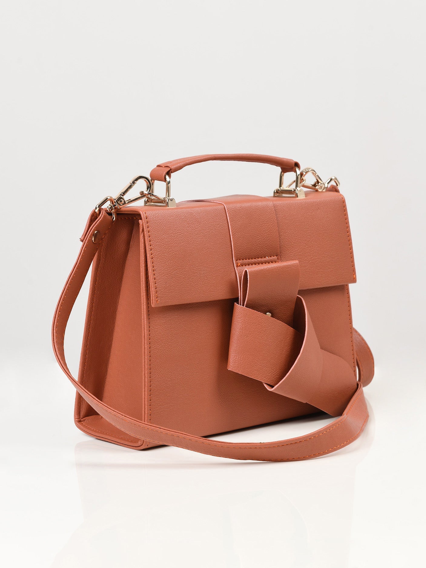 Limelight - Knotted Handbag