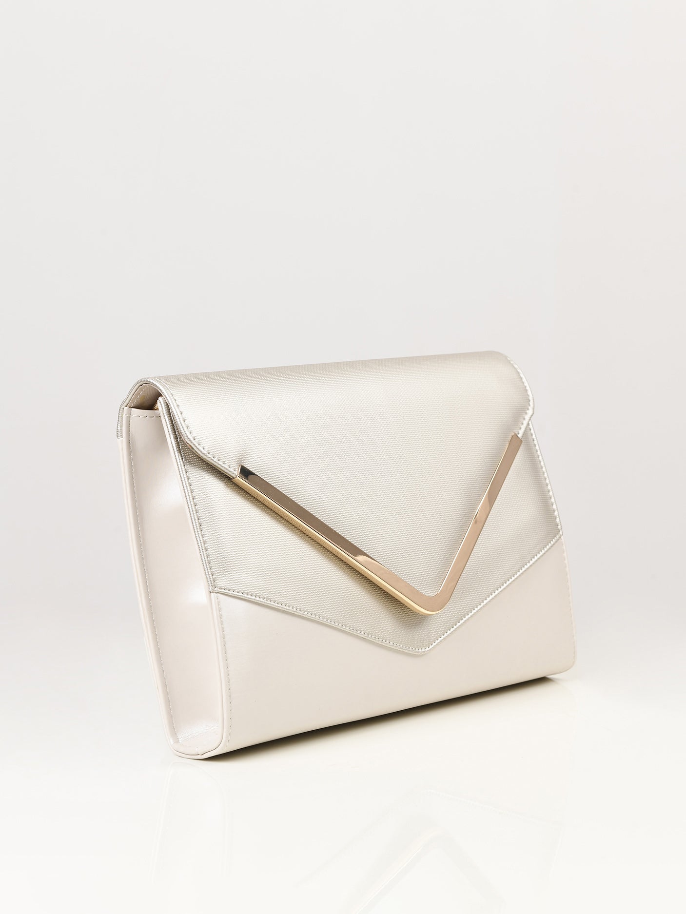 Limelight - Envelope Clutch