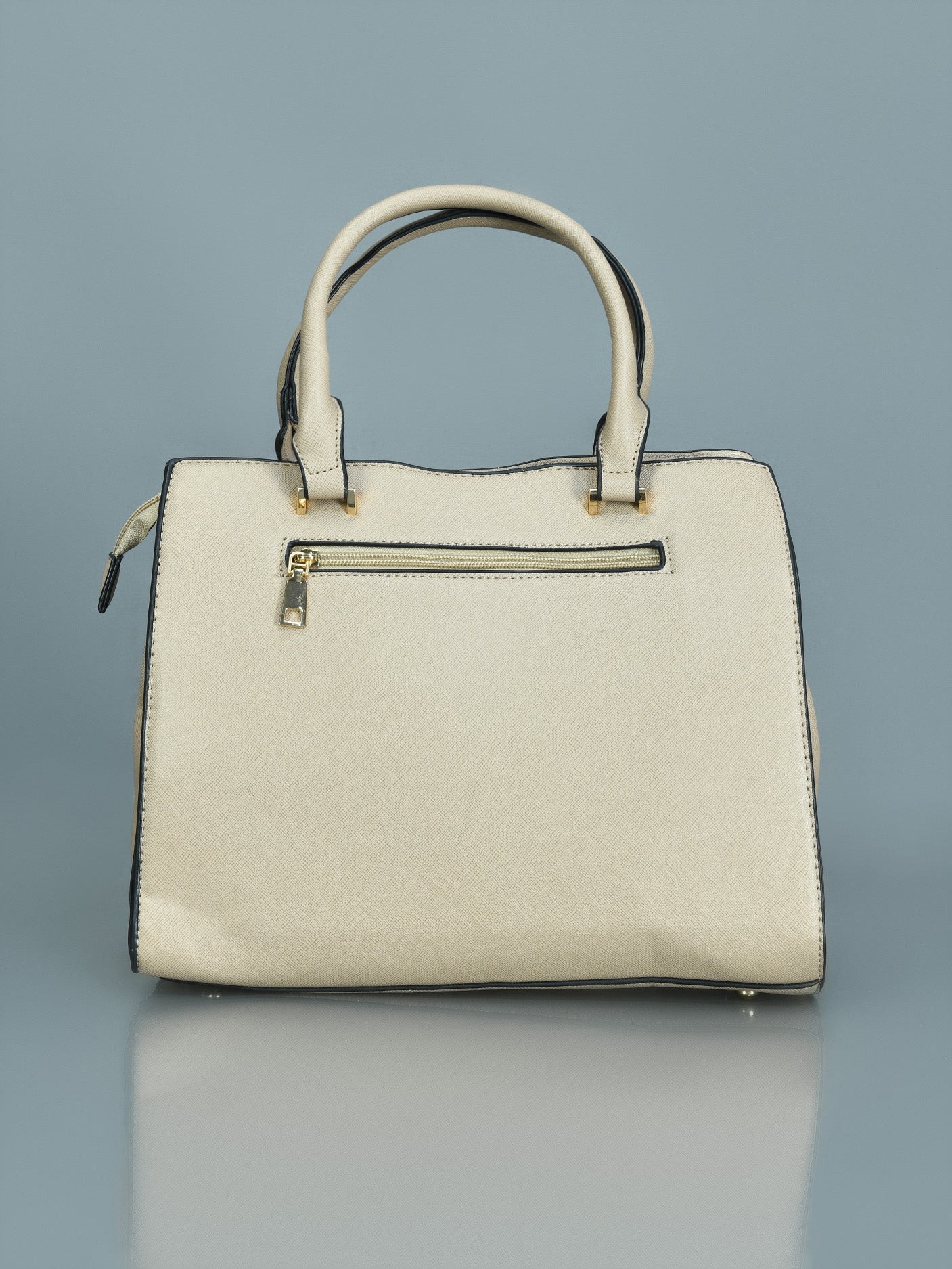 Limelight - Envelope Shaped Handbag
