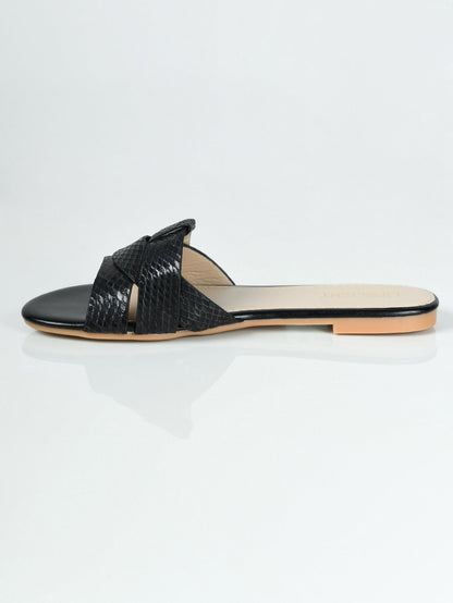 Limelight - Textured Flat Sandals - Black