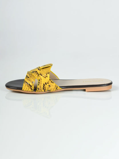 Limelight - Textured Flat Sandals - Yellow