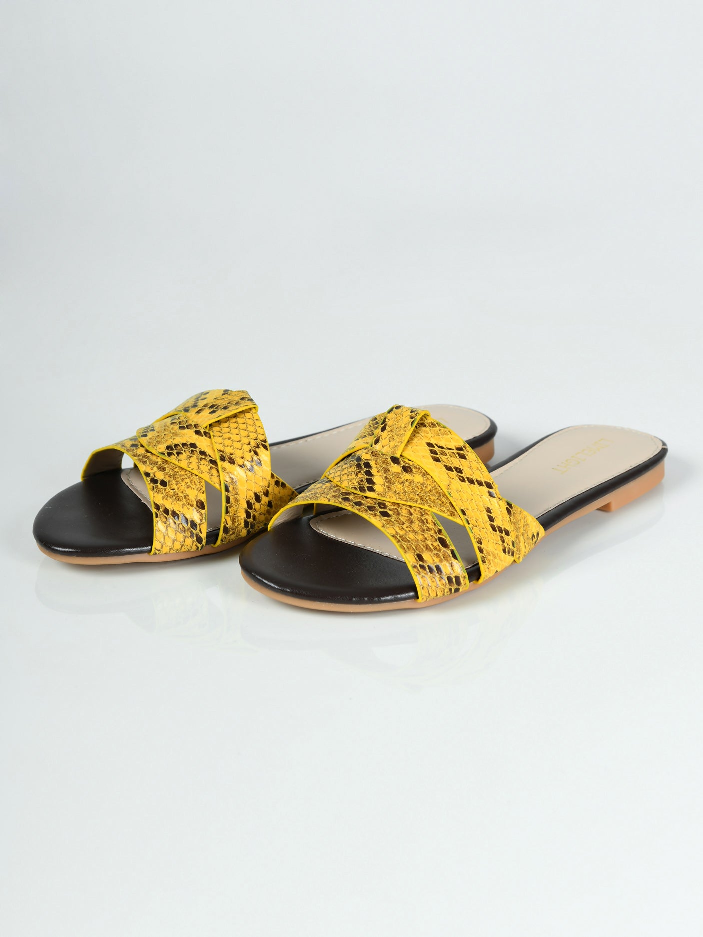 Limelight - Textured Flat Sandals - Yellow