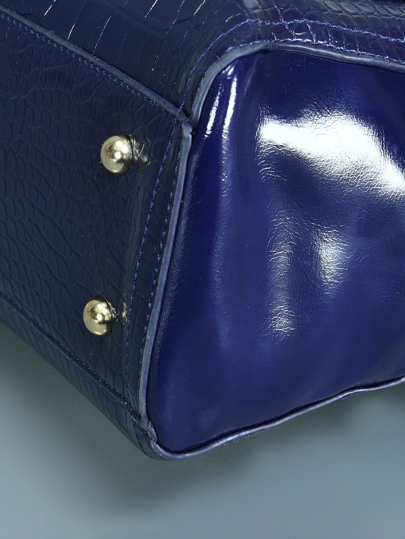 Limelight - Textured Glossy Shoulder Bag