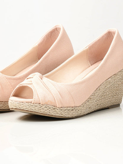 Limelight - Knotted Weave Wedges - Light Peach