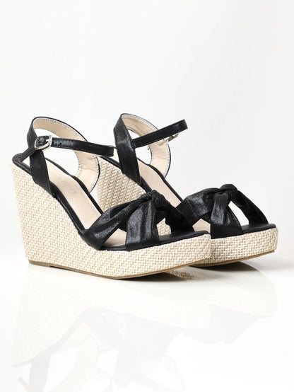 Limelight - Shiny Knotted Wedges - Black