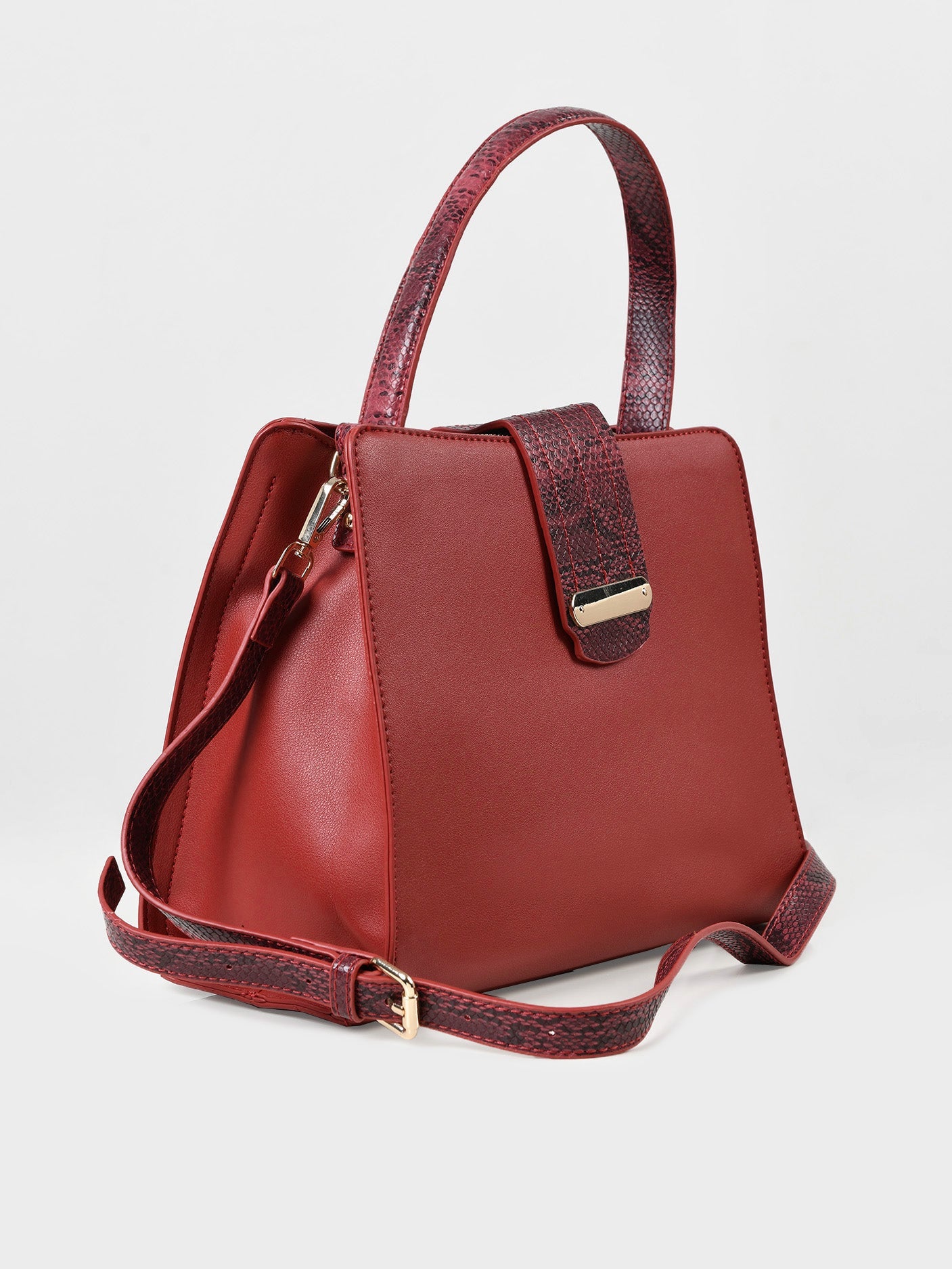 Limelight - Textured Strap Shoulder Bag