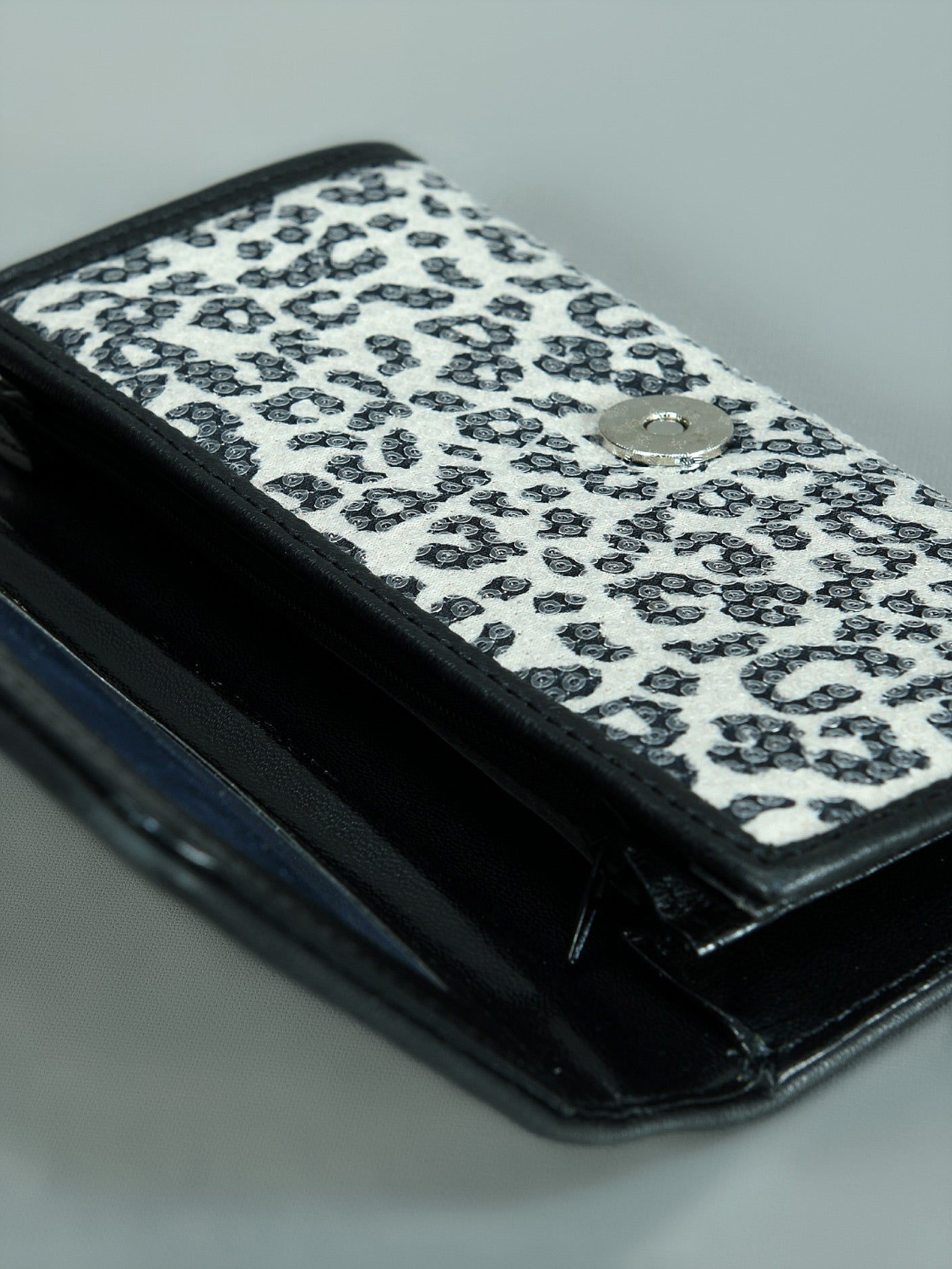 Limelight - Sequined Wallet