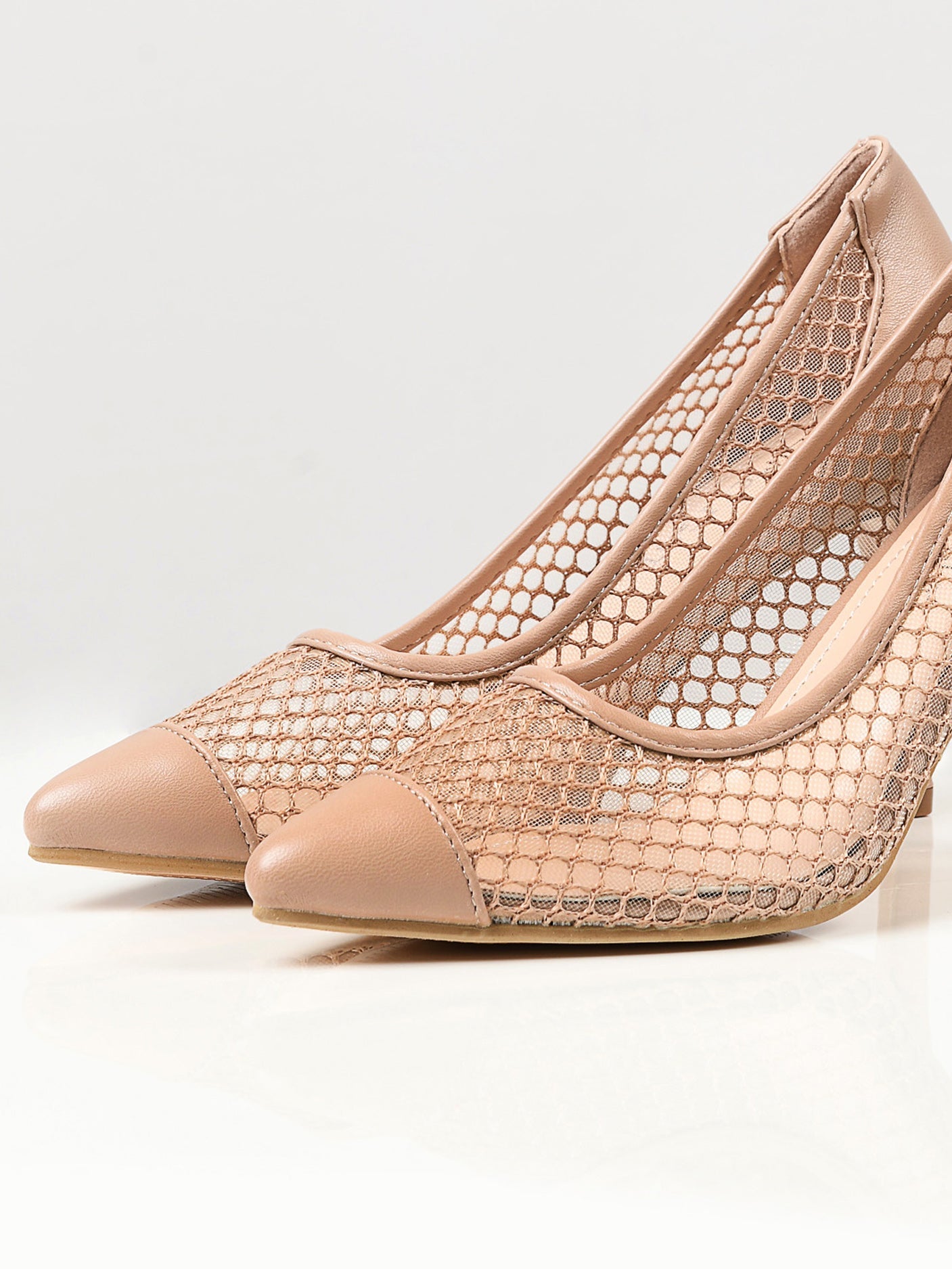 Limelight - Pointed Net Heels - Skin