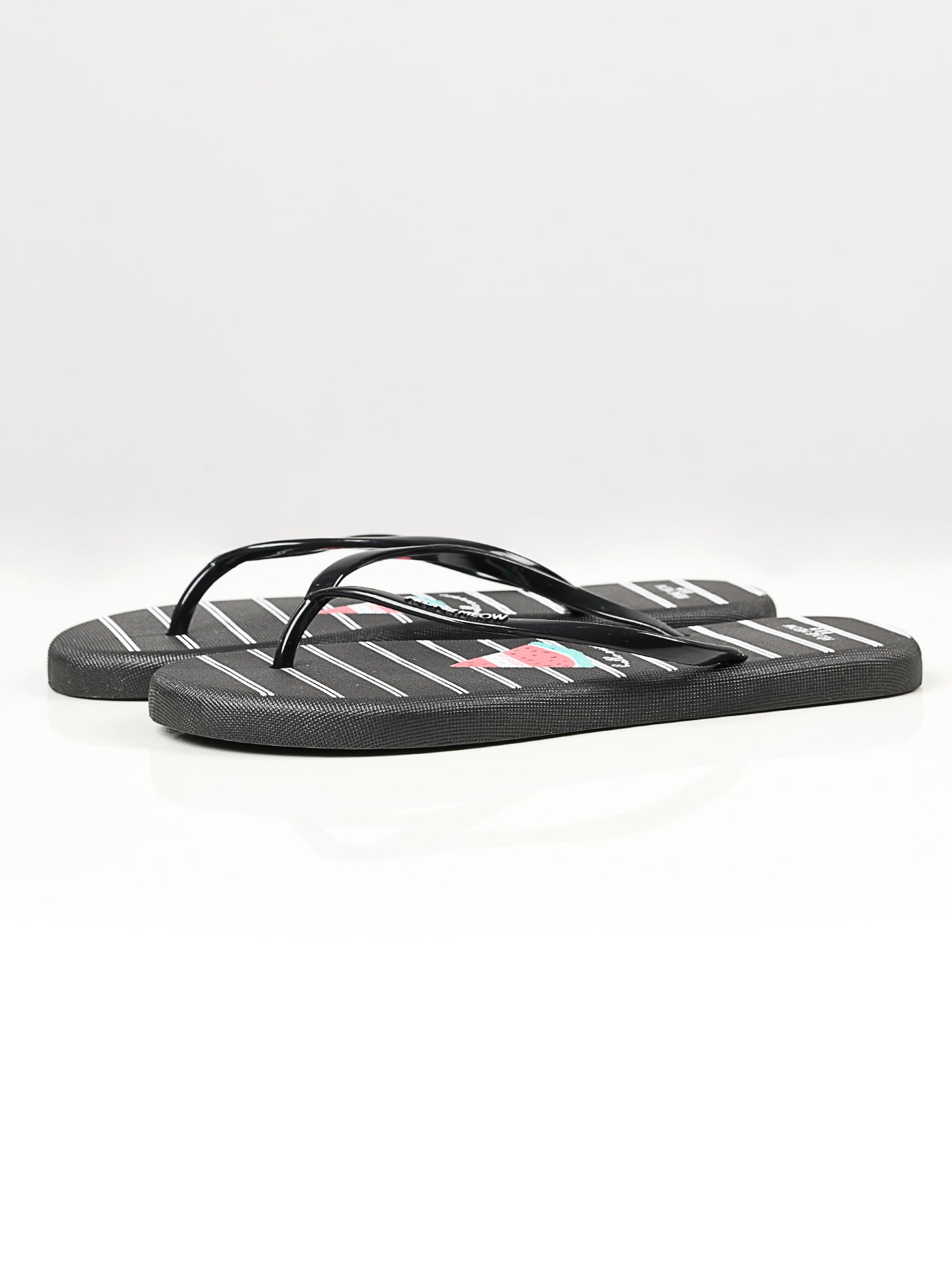 Limelight - Printed Flip Flops - Black