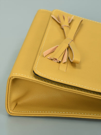 Limelight - Bow Detail Clutch