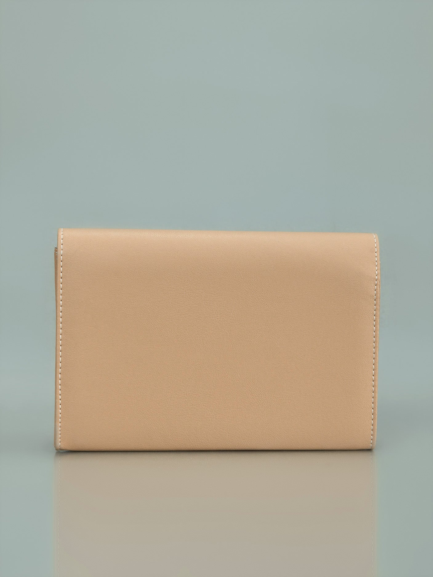 Limelight - Bow Detail Clutch