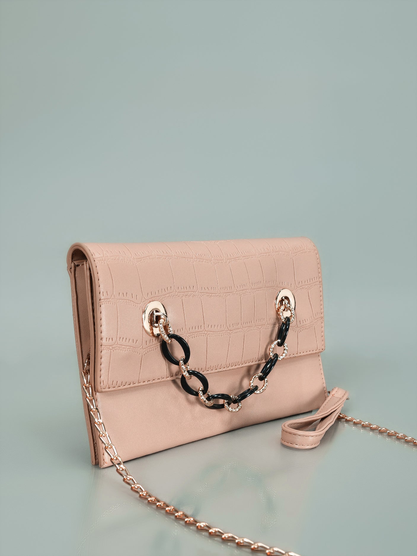 Limelight - Chained Clutch