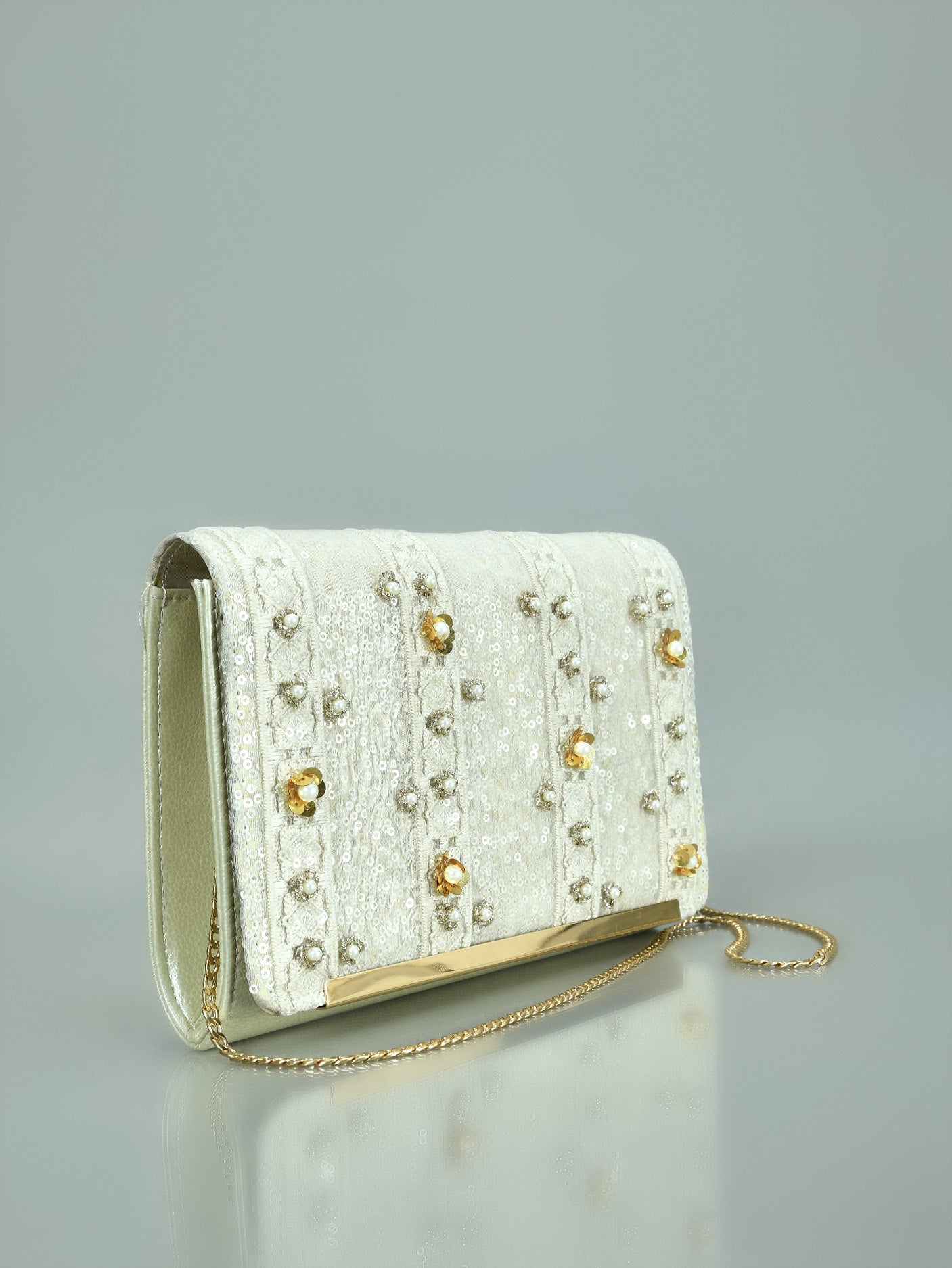 Limelight - Embellished Clutch