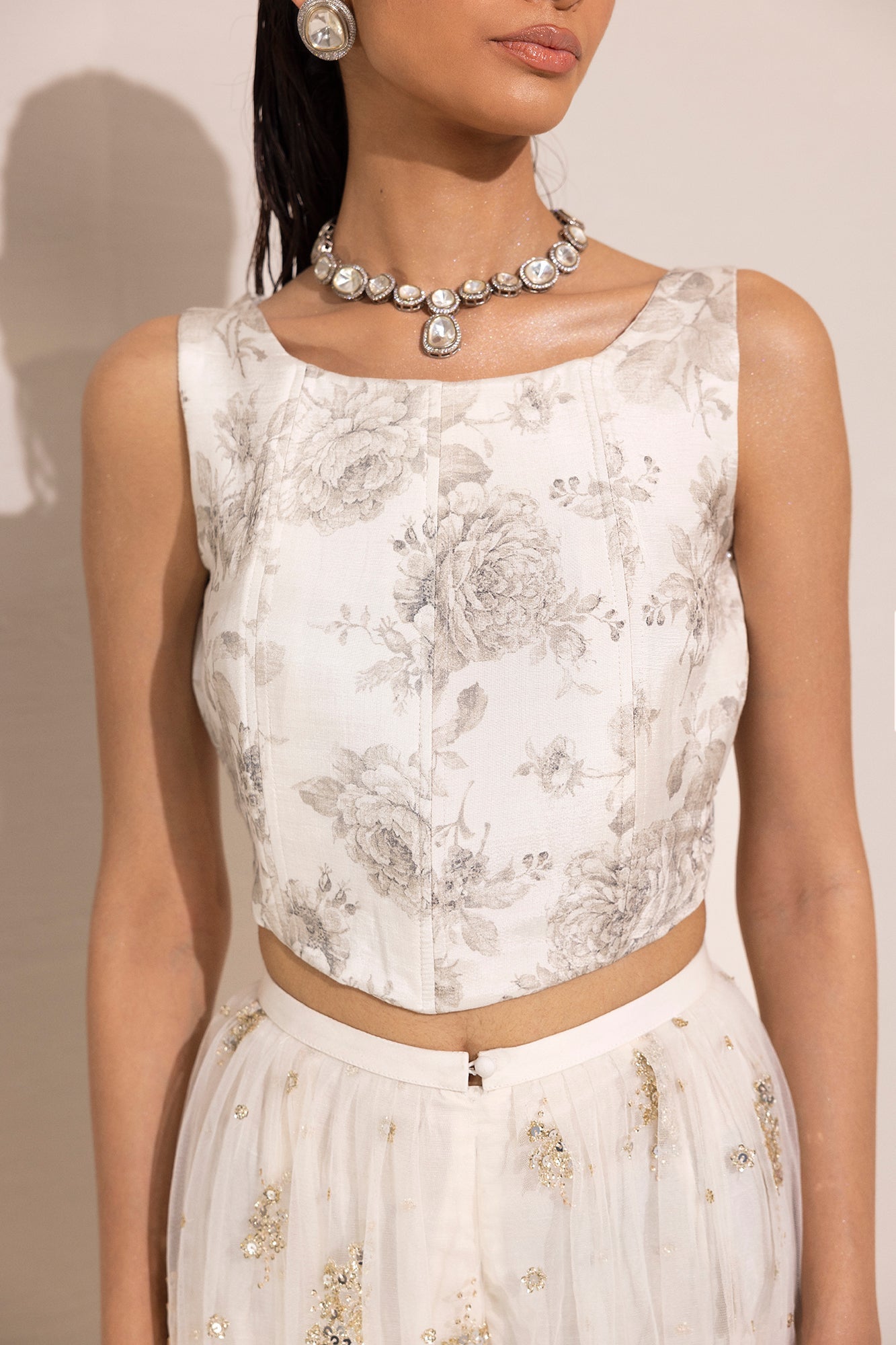 Ethnic - SLEEVELESS PRINTED TOP (E0013/107/005)