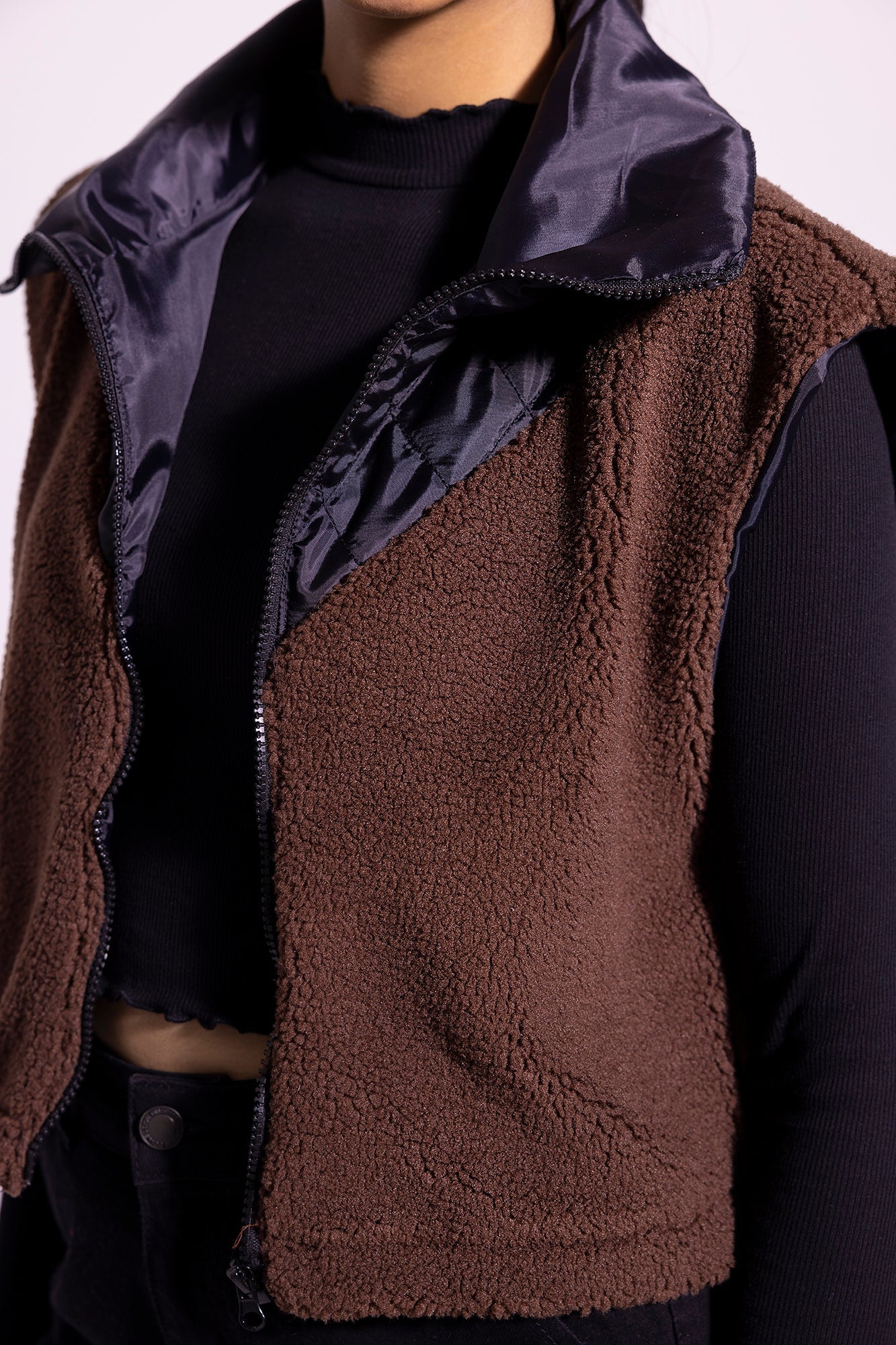 Ethnic - CROPPED FLEECE GILLET (E0503/108/802)