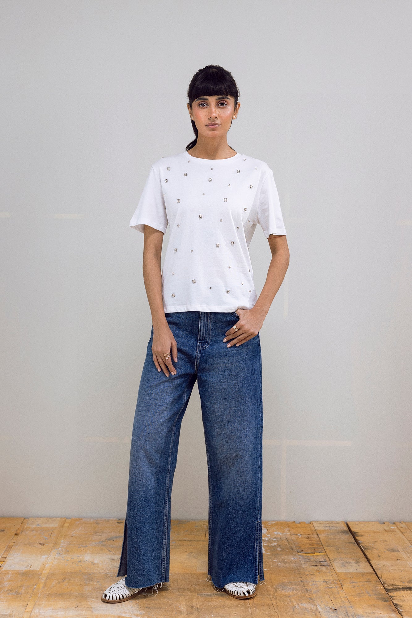 Ethnic - EMBELLISHED T-SHIRT (E1026/108/001)