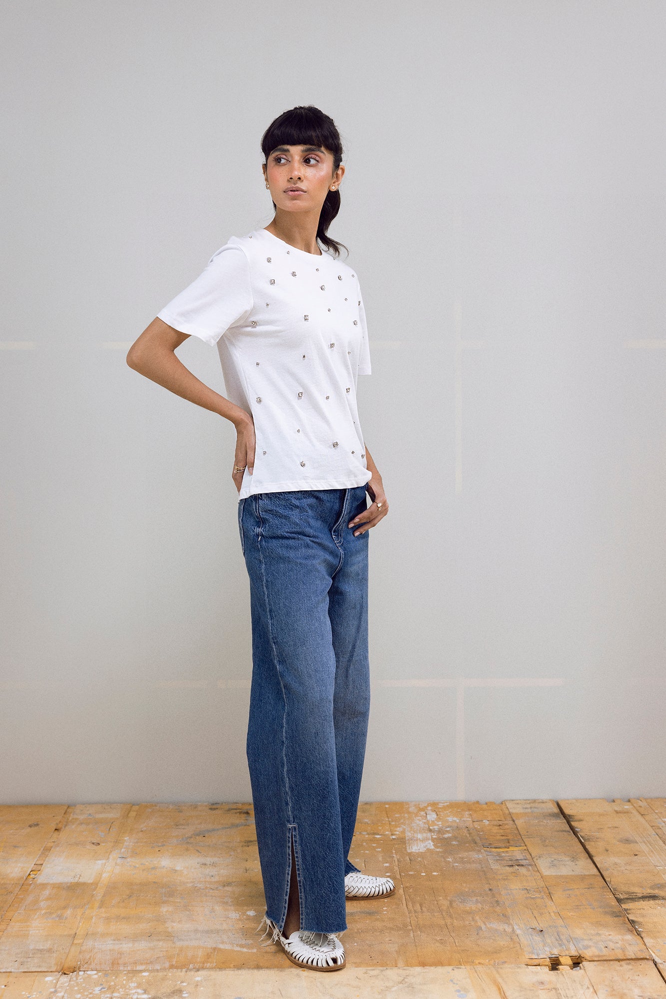 Ethnic - EMBELLISHED T-SHIRT (E1026/108/001)