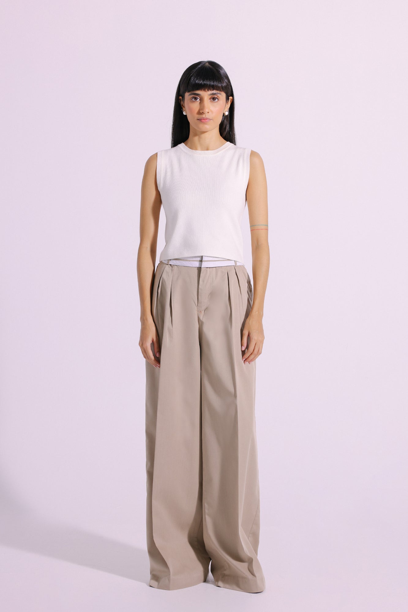 Ethnic - SLEEVELESS SWEATER (E1272/108/003)