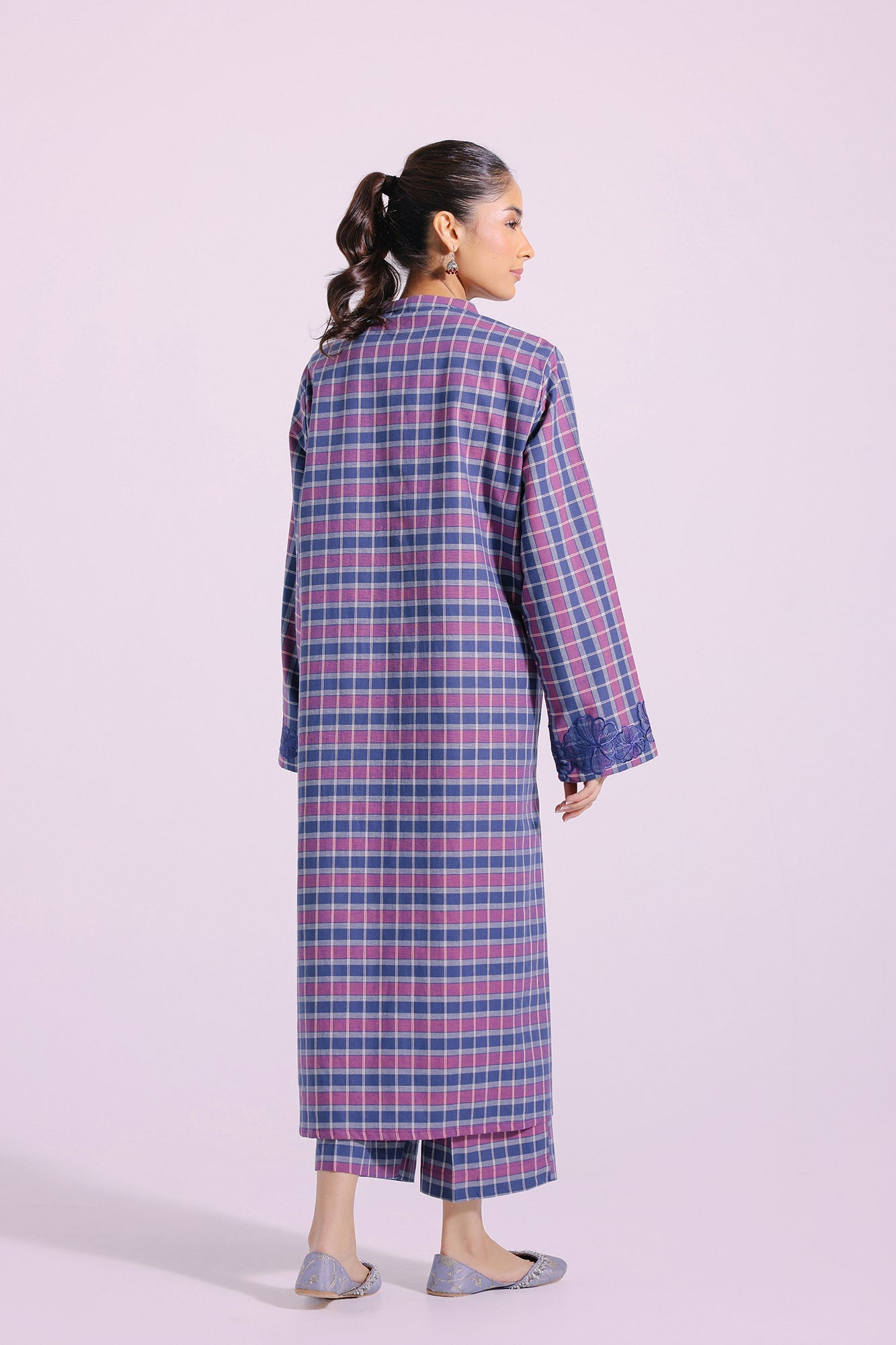 Ethnic - EMBROIDERED SUIT (E2302/102/602)