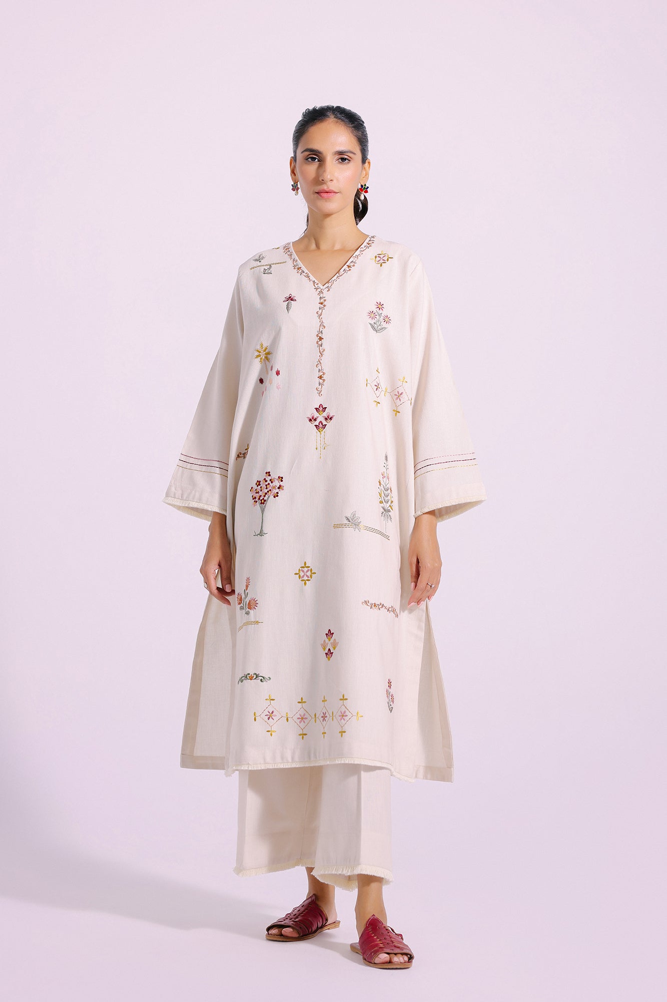 Ethnic - EMBROIDERED SUIT (E2508/102/003)