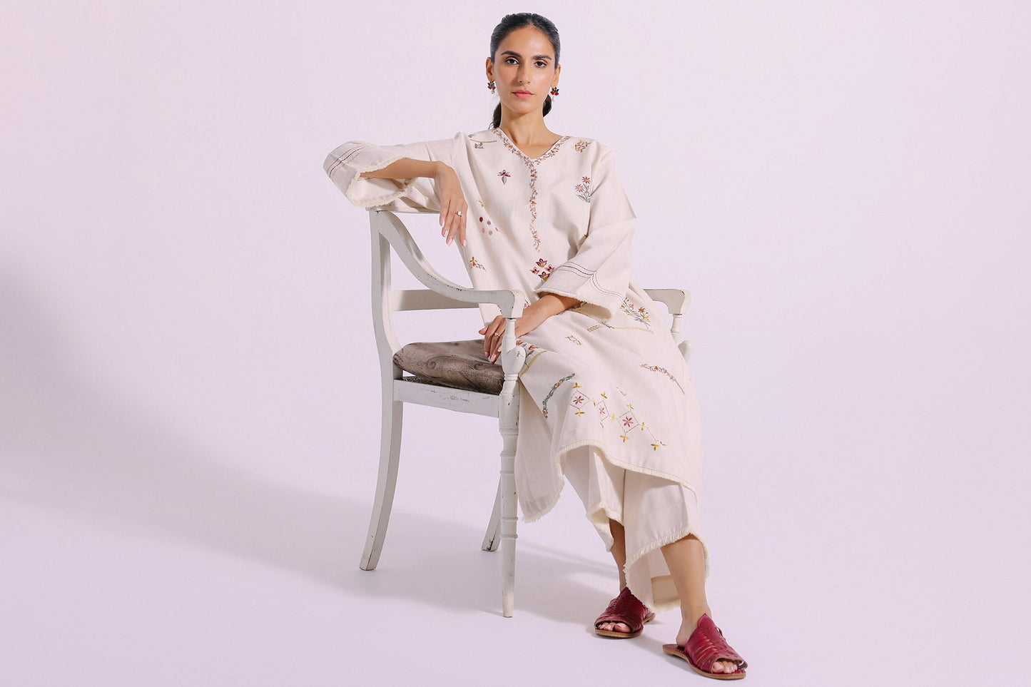 Ethnic - EMBROIDERED SUIT (E2508/102/003)