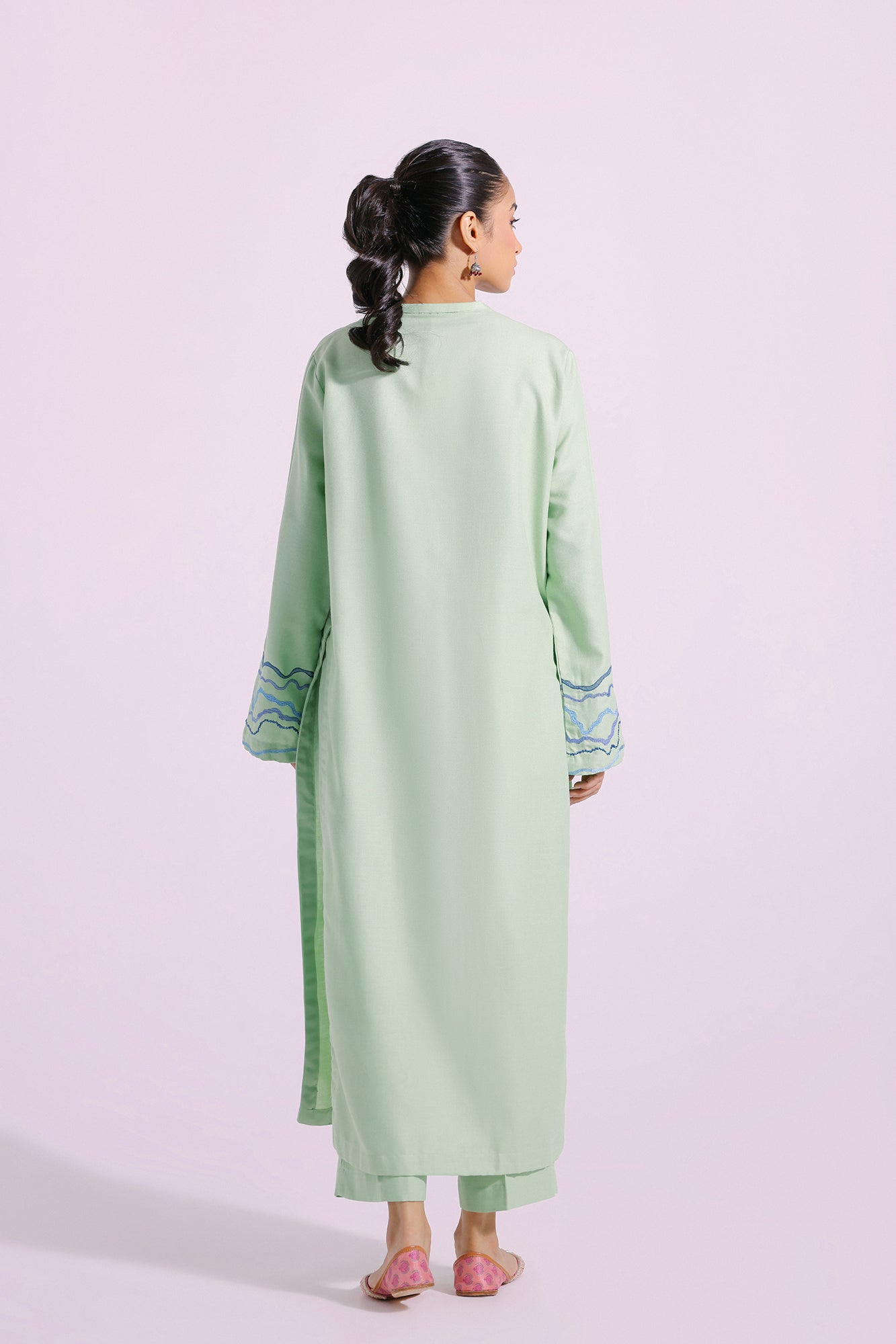 Ethnic - EMBROIDERED SUIT (E2520/102/127)