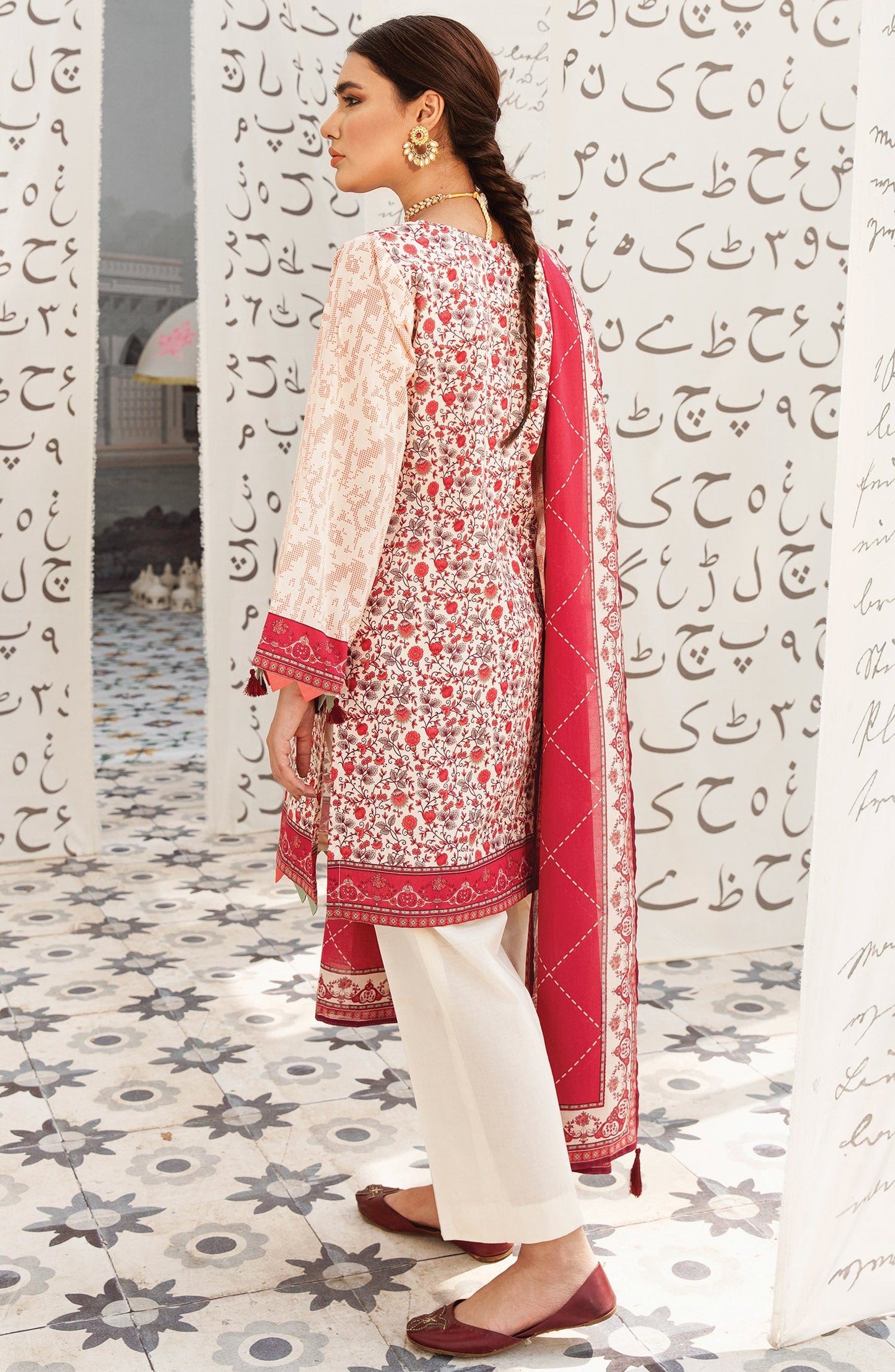 Orient - Unstitched 3 Piece Printed Lawn Suit