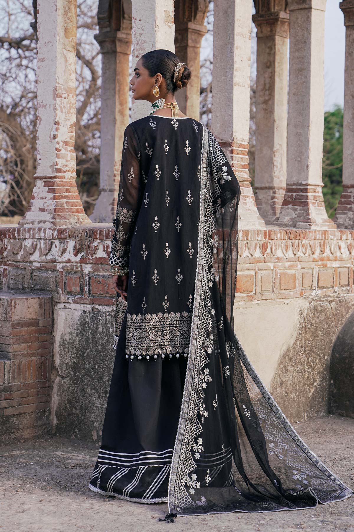 4 Pc Embroidered Chiffon Suit With Chiffon Dupatta