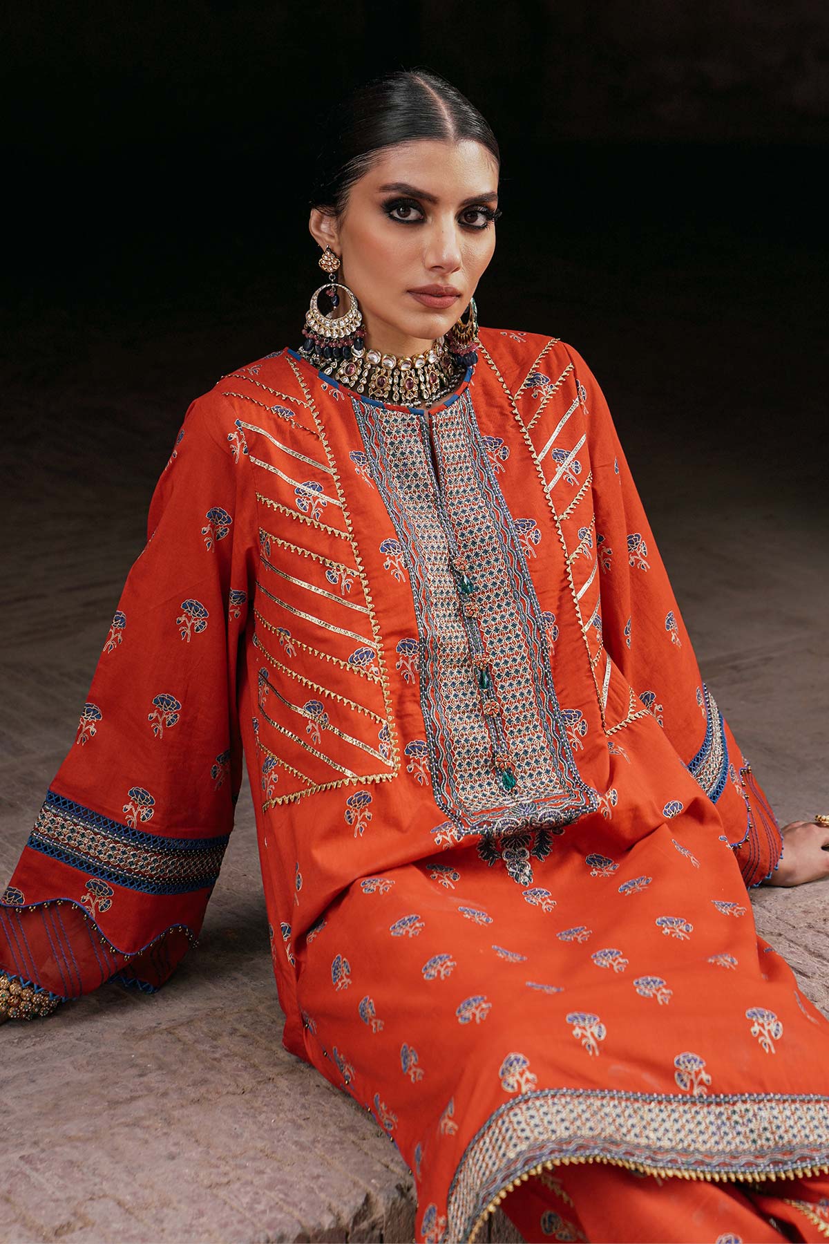 2 Pc Embroidered Cambric Suit With Cambric Trouser