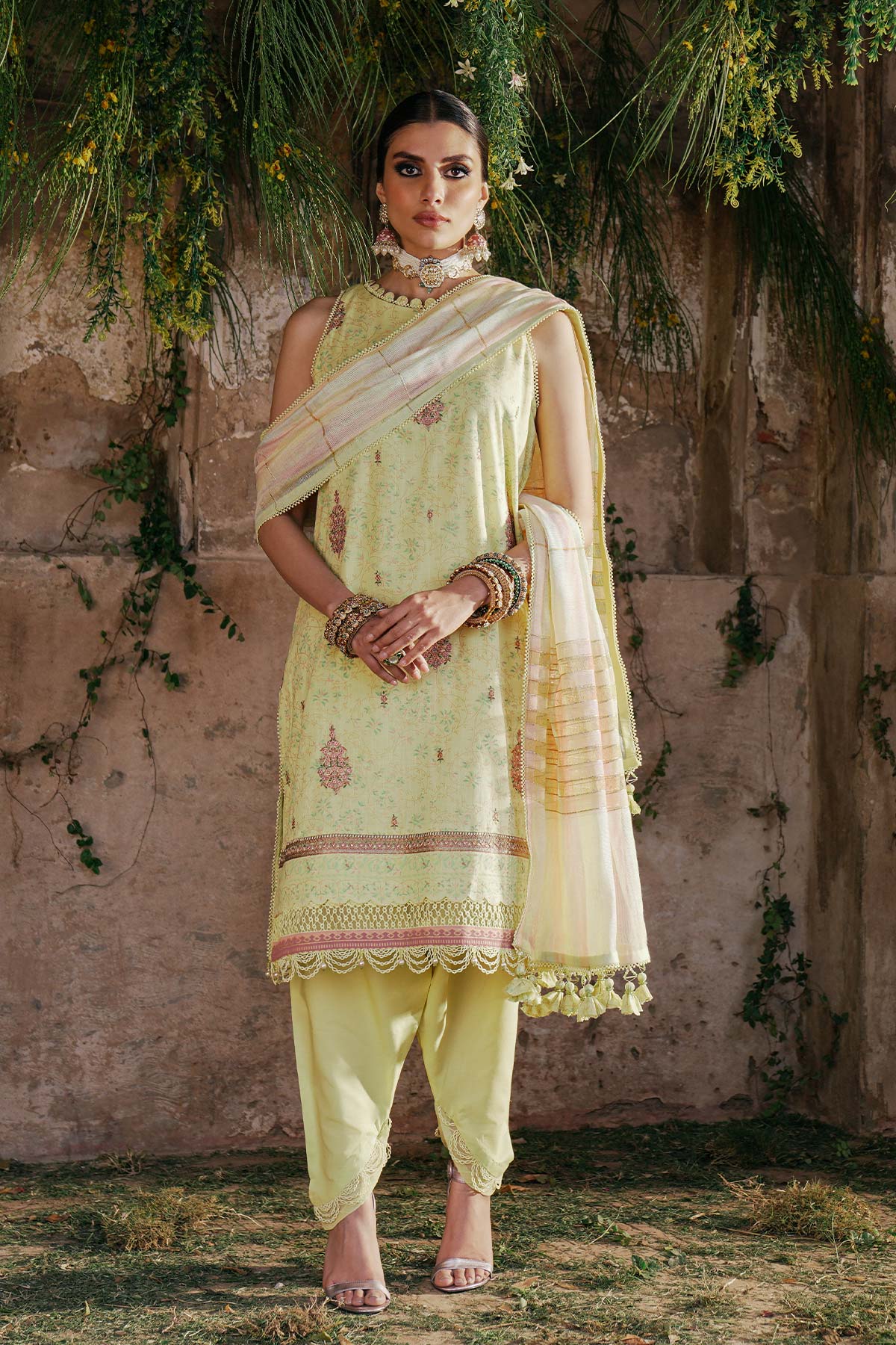 3 Pc Embroidered Two Way Slub Suit With Yarn Dyed Dupatta