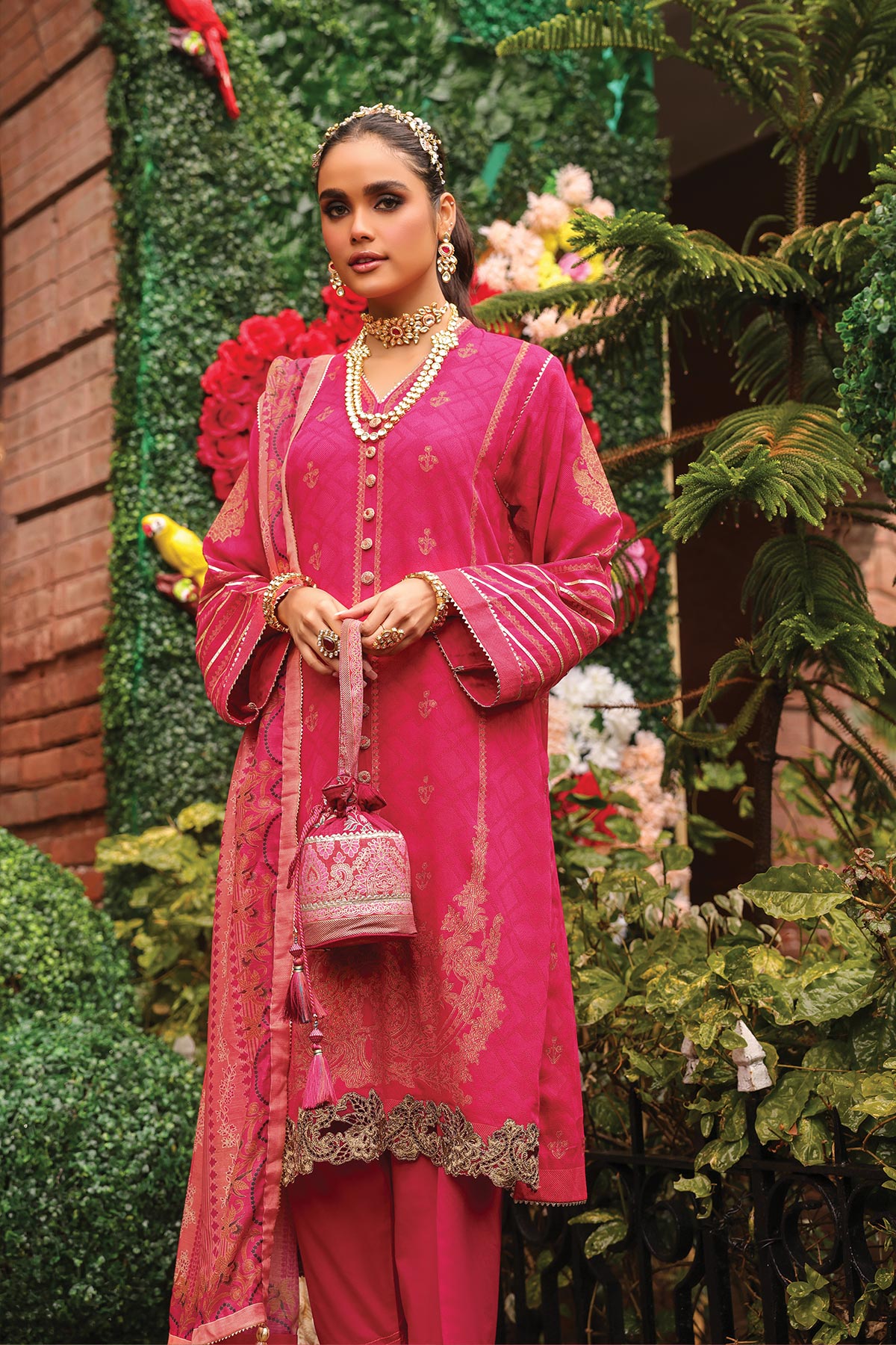 3 Pc Embroidered Jacquard Suit With Poly Lawn Dupatta