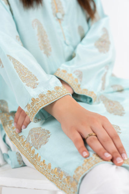 Embroidered Cotton Silk Kurti