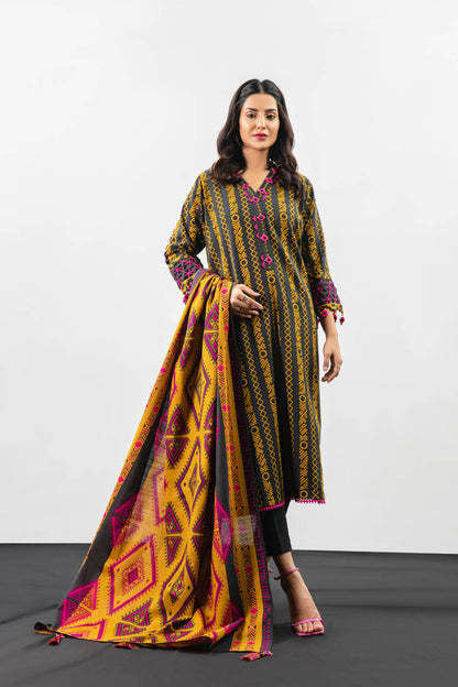 3 Pc Printed Khaddar Suit With Khaddar Dupatta